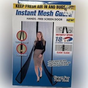 Instant Mesh Guard Hands-Free Screen Door - Black Mesh